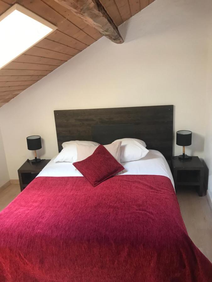 Charmant Appartement Dans Le Village/Coqueto Apartamento En El Pueblecito La Cabanasse Exterior photo